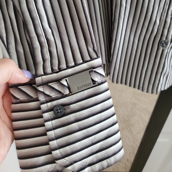 Blouse - Picture 2 of 3